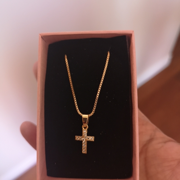 10 CARAT GOLD FILLED NECKLACE - Picture 1 of 1